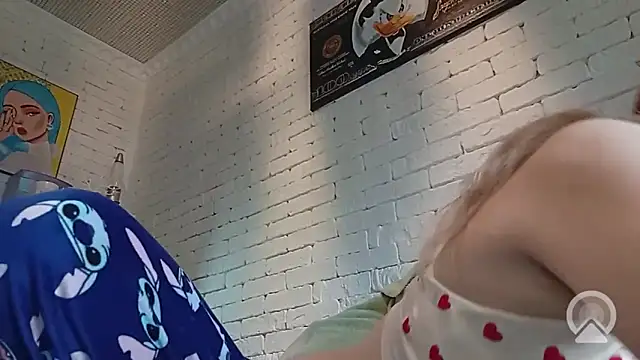 Angel girllovemy online show from 02/12/26, 08:20