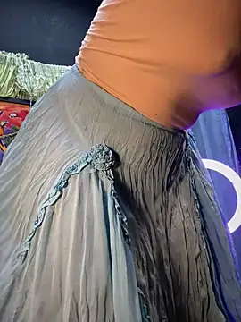 uma patna000 online show from 02/16/25, 04:09