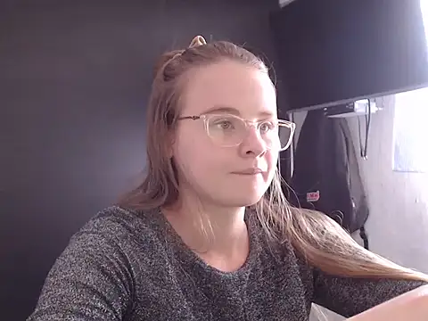 HellenMiyer1111 online show from 02/13/25, 07:21