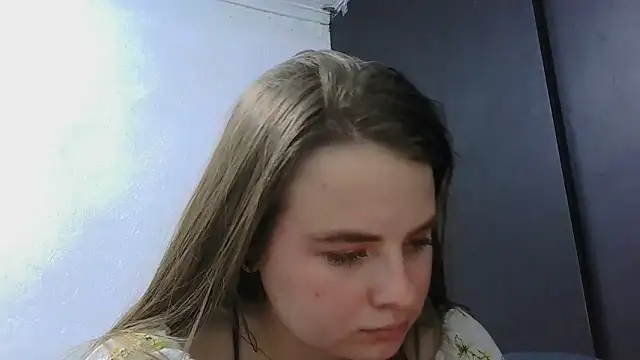 HellenMiyer1111 online show from 04/15/26, 03:52