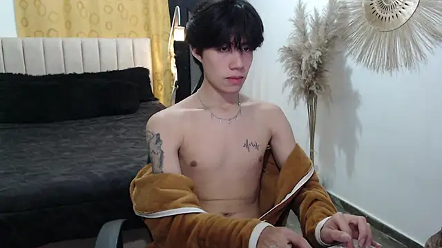 Snapshot of Elio-cam chatting on 09/23/25, 01:08 Elio-cam online show from 09/23/25, 01:08