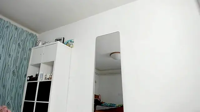 KenzieDawton online show from 12/14/25, 05:02