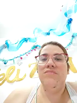 karlythothxh online show from 12/18/25, 03:23