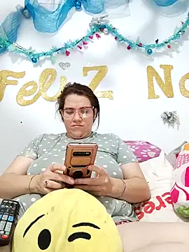 karlythothxh online show from 12/20/25, 05:09