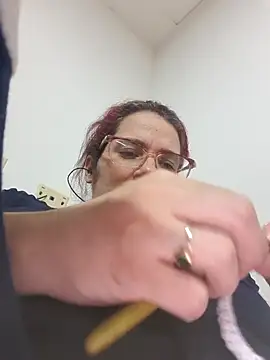 karlythothxh online show from 03/28/26, 03:22