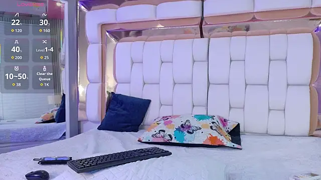 Snapshot of sexysistter chatting on 11/11/25, 12:27 sexysistter online show from 11/11/25, 12:27