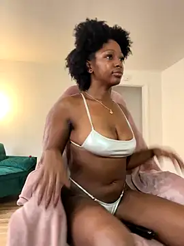 mochamimi online show from 10/29/25, 03:03