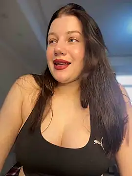 Snapshot of likaxxx chatting on 02/01/25, 12:16 likaxxx online show from 02/01/25, 12:16