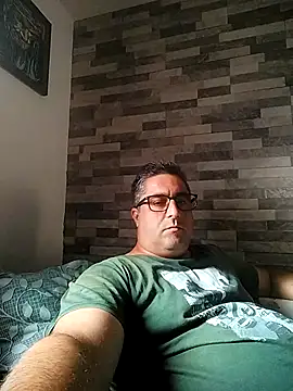 ADRIAN ADI40 online show from 03/20/26, 01:27