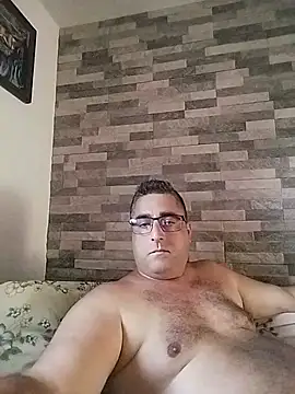 Snapshot of ADRIAN_ADI40 chatting on 05/27/26, 04:53 ADRIAN ADI40 online show from 05/27/26, 04:53