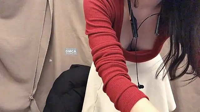 Tw Zoella online show from 01/29/25, 12:02