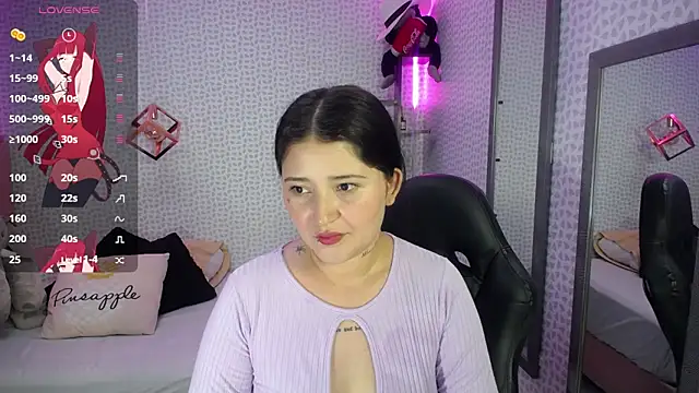 BIANCAROY1 online show from 02/21/25, 06:48