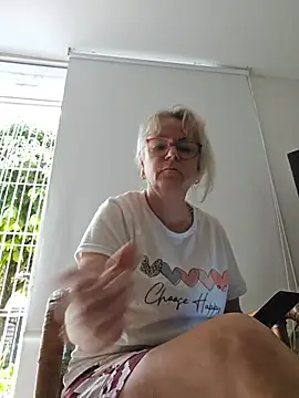 slutgold online show from 10/18/25, 12:17