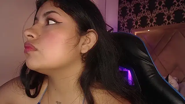 Snapshot of ChantalPetit chatting on 07/09/26, 02:54 ChantalPetit online show from 07/09/26, 02:54