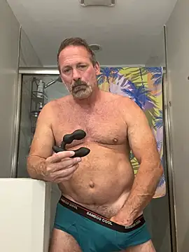 Bronco9602 online show from 02/05/26, 02:54