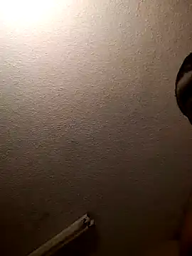 Snapshot of Maculine_Stayr chatting on 01/01/25, 09:31 Maculine Stayr online show from 01/01/25, 09:31