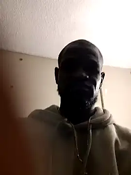 Snapshot of Maculine_Stayr chatting on 01/15/25, 05:05 Maculine Stayr online show from 01/15/25, 05:05