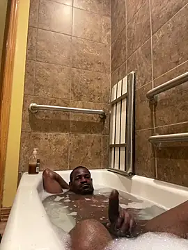 Snapshot of Maculine_Stayr chatting on 02/18/25, 06:37 Maculine Stayr online show from 02/18/25, 06:37