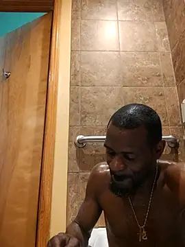 Snapshot of Maculine_Stayr chatting on 03/19/25, 07:17 Maculine Stayr online show from 03/19/25, 07:17