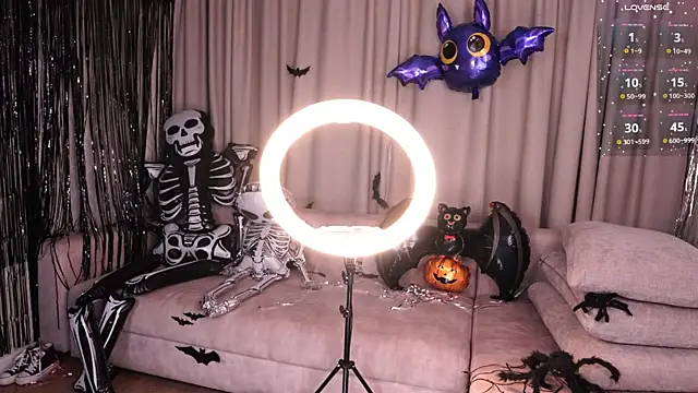 k kimikooo online show from 11/01/25, 04:47