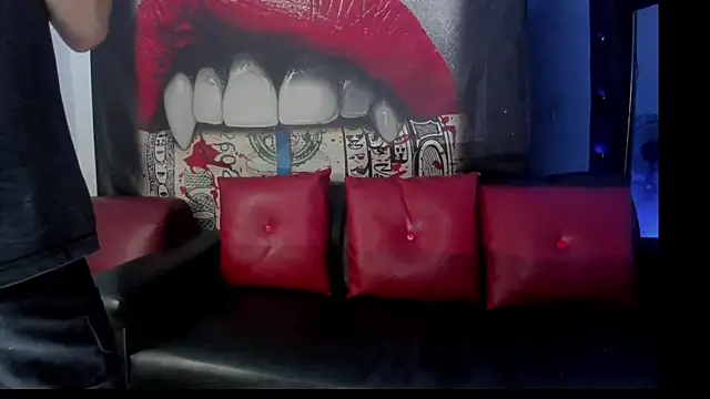 Snapshot of Strongernastyx chatting on 02/15/26, 09:08 Strongernastyx online show from 02/15/26, 09:08