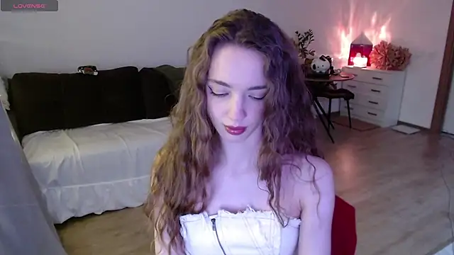 Snapshot of Weeissy chatting on 12/01/24, 05:02 Weeissy online show from 12/01/24, 05:02