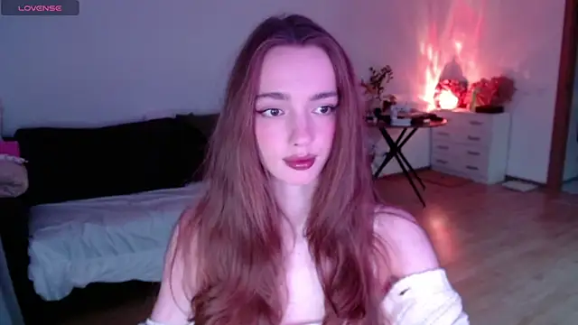 Snapshot of Weeissy chatting on 12/09/24, 10:20 Weeissy online show from 12/09/24, 10:20