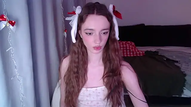 Snapshot of Weeissy chatting on 01/30/25, 01:10 Weeissy online show from 01/30/25, 01:10