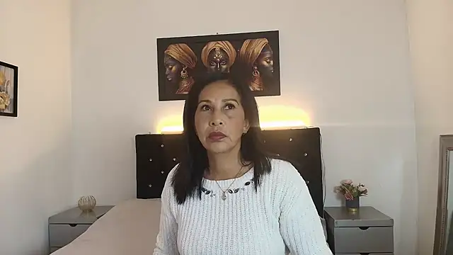 Snapshot of Shanon_mature chatting on 06/16/26, 07:27 Shanon mature online show from 06/16/26, 07:27