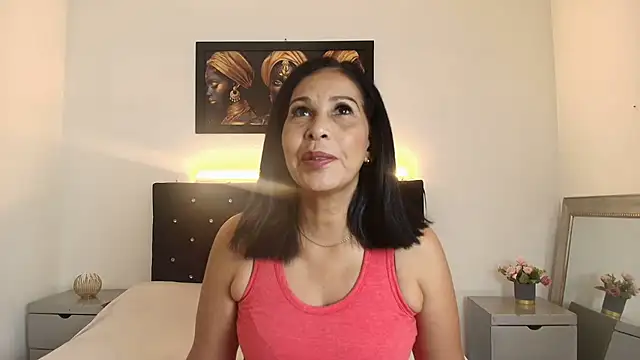 Snapshot of Shanon_mature chatting on 07/06/26, 06:54 Shanon mature online show from 07/06/26, 06:54