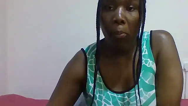 Snapshot of sweetelle09 chatting on 10/15/25, 07:25 sweetelle09 online show from 10/15/25, 07:25