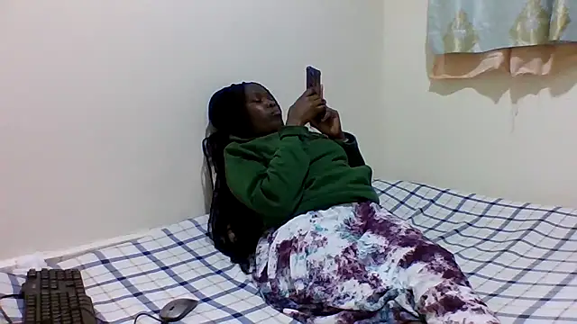 sweetelle09 online show from 05/22/26, 06:46