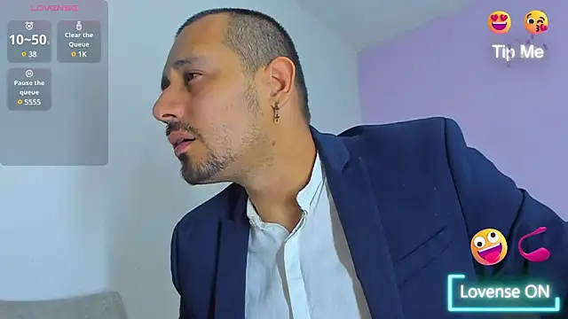 jhonyalzate2 online show from 12/14/24, 02:34