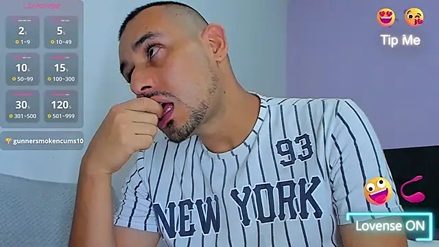 jhonyalzate2 online show from 01/15/25, 04:15