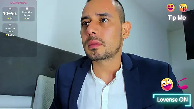 jhonyalzate2 online show from 03/06/25, 12:54