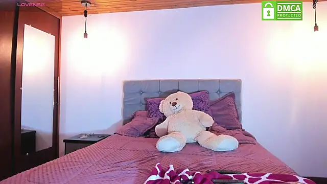 kaaq2 online show from 03/31/26, 04:57