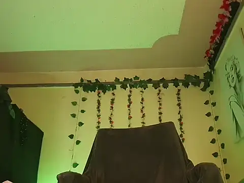 Snapshot of Chancebambi chatting on 12/22/25, 08:50 Chancebambi online show from 12/22/25, 08:50