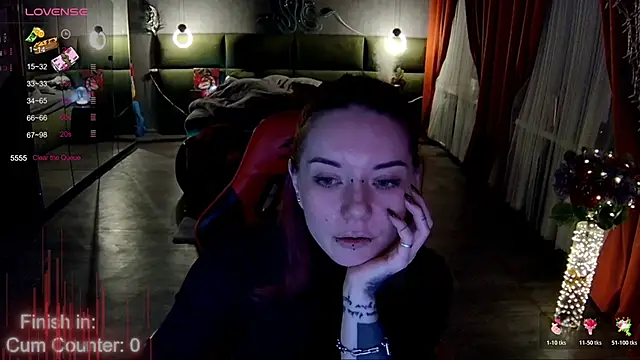 MaxPhoenixx online show from 12/01/25, 08:47