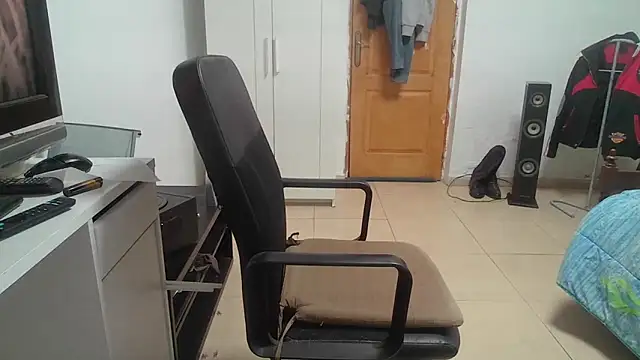 0oscar xxx online show from 02/03/26, 02:33