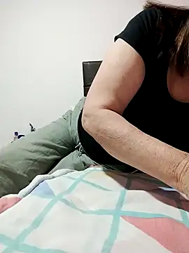 Vicky Rosse online show from 02/05/26, 09:52