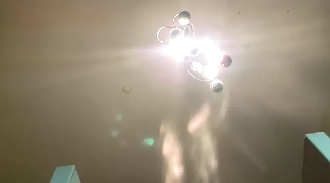 Snapshot of OndruSuk chatting on 01/18/25, 10:39 OndruSuk online show from 01/18/25, 10:39