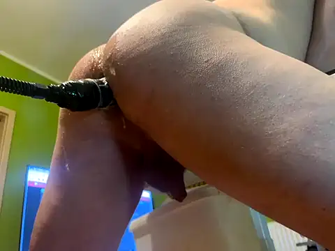 Snapshot of OndruSuk chatting on 01/26/25, 03:14 OndruSuk online show from 01/26/25, 03:14