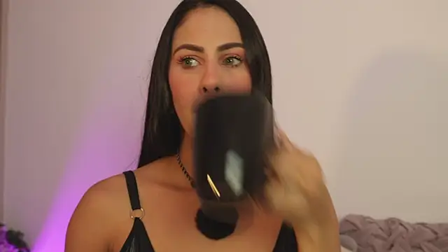 vicky rachell online show from 10/24/25, 03:08