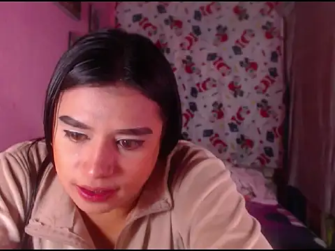 katrinawillff online show from 12/23/25, 04:54