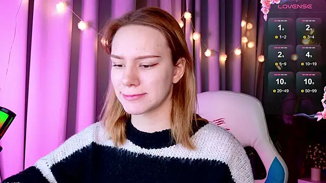 Snapshot of Ramona___ chatting on 01/07/25, 05:33 Ramona online show from 01/07/25, 05:33