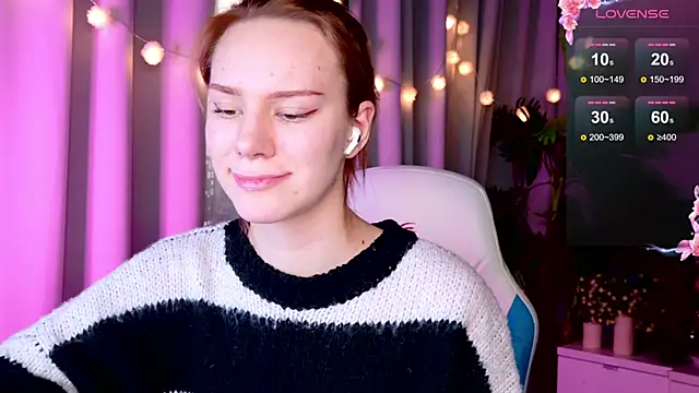 Snapshot of Ramona___ chatting on 01/07/25, 09:29 Ramona online show from 01/07/25, 09:29