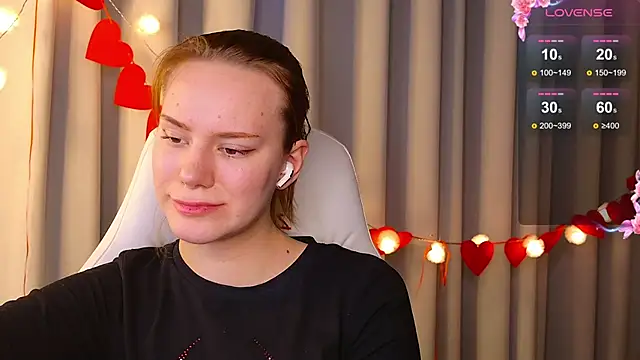 Snapshot of Ramona___ chatting on 02/07/25, 09:47 Ramona online show from 02/07/25, 09:47