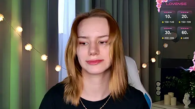 Snapshot of Ramona___ chatting on 02/21/25, 09:34 Ramona online show from 02/21/25, 09:34