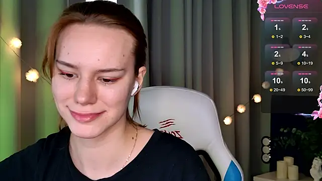 Snapshot of Ramona___ chatting on 02/21/25, 12:39 Ramona online show from 02/21/25, 12:39