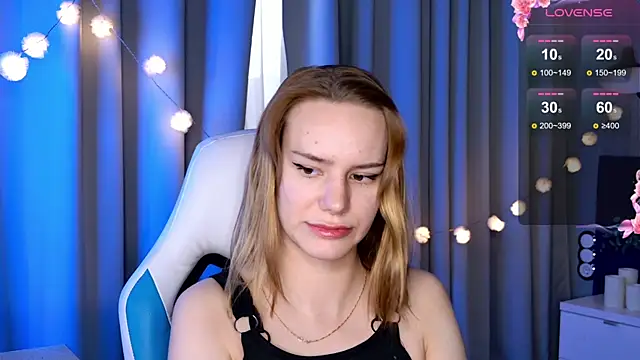 Snapshot of Ramona___ chatting on 02/22/25, 09:56 Ramona online show from 02/22/25, 09:56